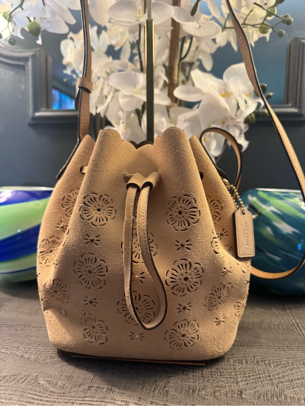 Coach Tan Suede Laser-Cut Drawstring Bucket Crossbody in Excellent Condition